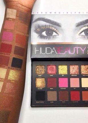 Палетка теней huda beauty2 фото