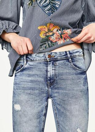 Рваные джинсы от zara, 38р, оригинал, испания1 фото