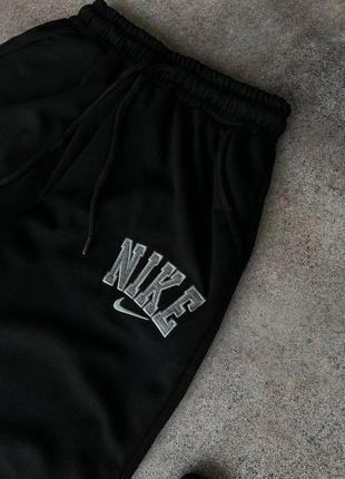 Спортивные штаны мужские nike черные / спортивні штани чоловічі чоловічі найк чорні2 фото