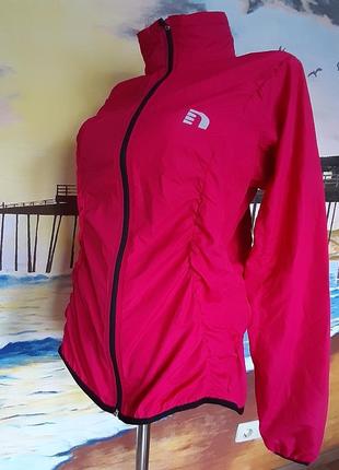 Легка спортивна вітровка newline