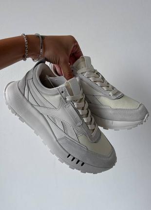 Женские кроссовки reebok classic leather legacy white olahraga 36-37-38-39-40-412 фото