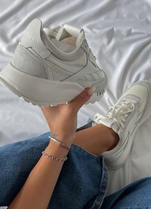 Женские кроссовки reebok classic leather legacy white olahraga 36-37-38-39-40-416 фото