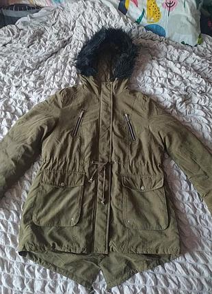 Парку жіноча, 16 р