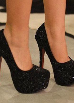 Шикарные вечерние туфли со стразами для золушки от steve madden