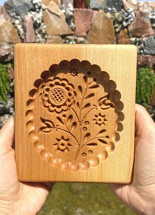 Пряничная доска  узор №14 подсолнух деревянная размер  15 * 13.5 * 2 cм. форма для формования пряников