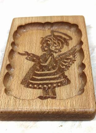 Пряничная доска девочка-ангел  деревянная размер 11 *16 * 2см. форма для формования пряников2 фото