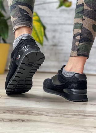 Актуальні класичні жіночі кросівки з еко-замши чорні жіночі кросівки еко замша демісезонні осінні жіночі кросівки еко-замша жіночі кросівки на осінь4 фото