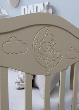 Кровать детская baby comfort лд9 слоновая кость с ящиком и резьбой4 фото