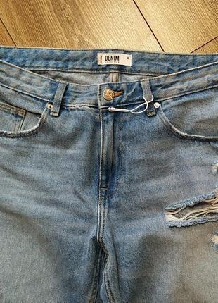 Sinsay новые! актуальные джинсы прямого кроя с разрывами 100% хлопок4 фото