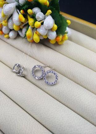 Серебряные модные серьги гвоздики пусеты круги с белым фианитом в стиле тиффани 925