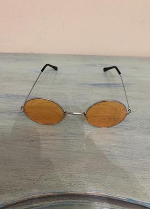 Сонцезахиснi окуляри  помаранчового кольору2 фото