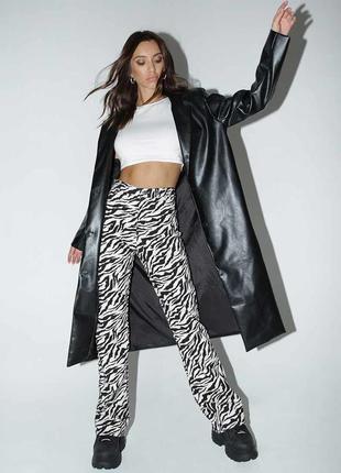 Джинси кльош штани в принт зебри