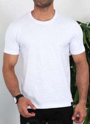 Базова якісна чоловіча футболка білого кольору туреччина