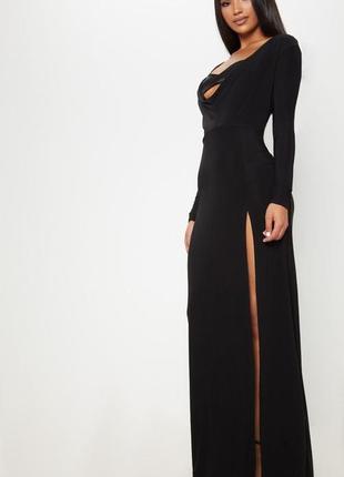 Чорна довга сукня з рукавами  prettylittlething uk-143 фото