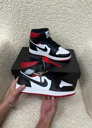 Жіночі кросівки air jordan high black red white9 фото