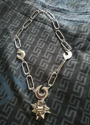 Ожерелье стильное