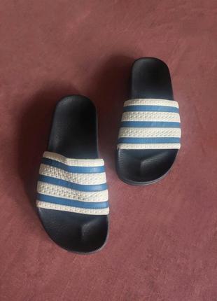 Тапочки adidas adilette вінтажні тапки adidas1 фото