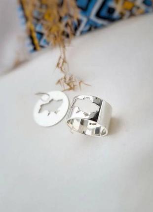 Срібна каблучка з україною в серці патріотичні срібні прикраси