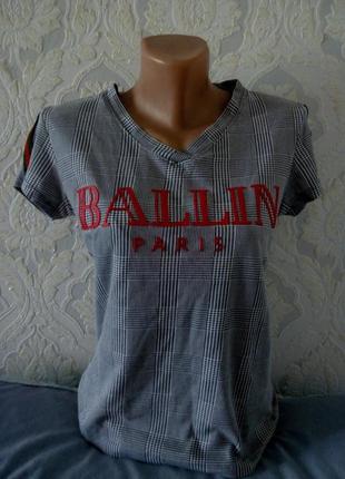 Стильна фірмова футболка2 фото