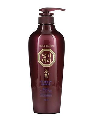 Шампунь для всех типов волос daeng gi meo ri shampoo for all hair