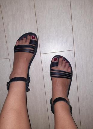 Шкіряні грецькі сандалі великого розміру1 фото