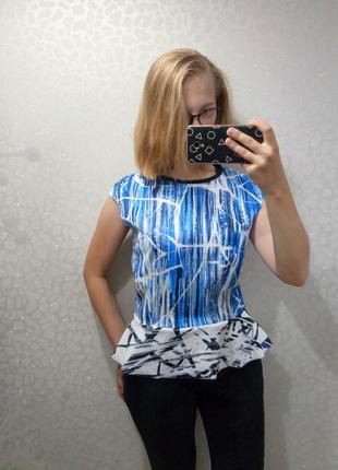 Блуза с воланом/баской с принтом zara1 фото