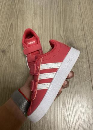 Кросівки adidas / кросівки adidas5 фото