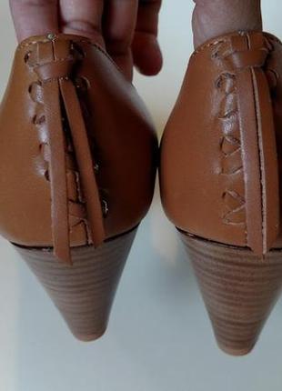 Туфлі san marina жіночі, нові, шкіряні, 36  розмір.4 фото