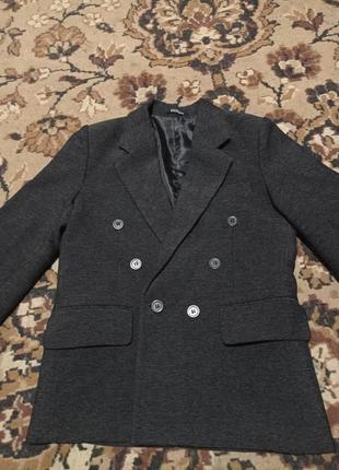 Шкільний костюм