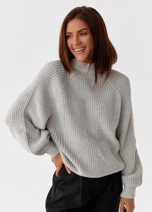 Женский светло-серый свитер объемной вязки с рукавом регланом s