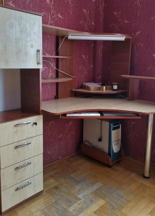 Стол компьютерный, школьный угловой