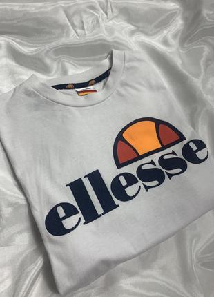 Ellesse2 фото