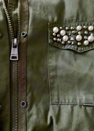 ❤️бендова курточка хакі з перлинами3 фото