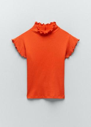 Футболка в рубчик от zara
