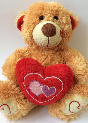 Большой плюшевый медведь 🐻❤️ с сердечком и поцелуем