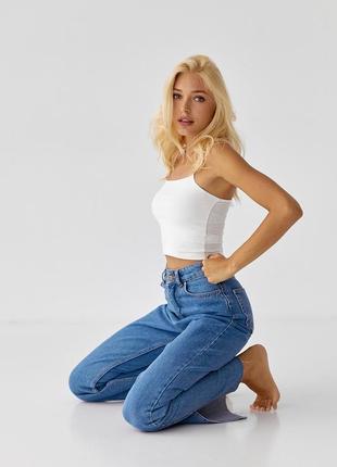 Женские стильные джинсы с распорками в боковых швах5 фото