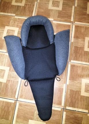 Вкладыш в автокресло