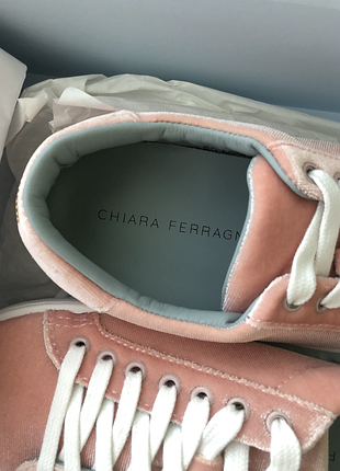 Кросівки від дизайнера chiara ferragni3 фото