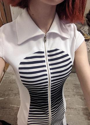 Плаття сукня на застібці з комірцем