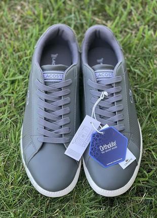 Кросівки жіночі lacoste graduate 7-38sfa00452m14 фото