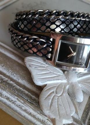 Жіночий наручний годинник guess оригінал