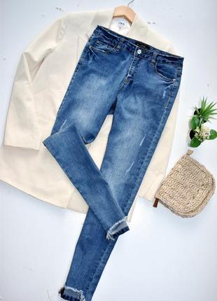 Missguided стильні джинси скінні з цікавим дизайном