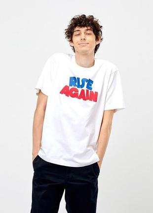 Чоловіча футболка від uniqlo