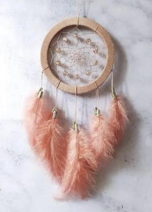 Бежевый ловец снов. бежевий ловець снів. хранитель снов