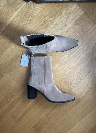 Zara козаки черевики чоботи нові шкіряни козаки нові шкіра з биркою
