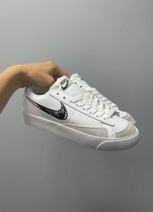 Кроссовки женские nike blazer low ‘77 vintage leather ‘sketch’  
/кросівки жіночі найк