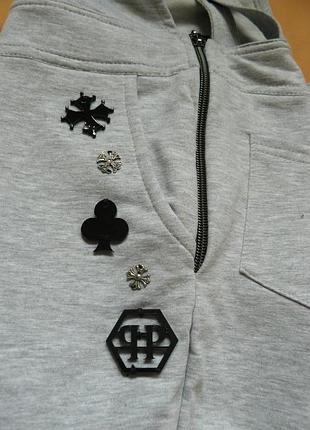 Офігенний новий комбез сірий меланж з нашивками у стилі філіп плейн