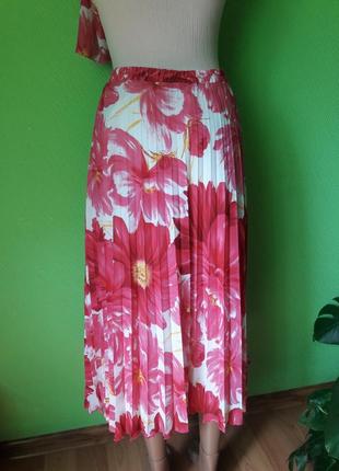 Плиссерованная юбка с с шарфом в яркий принт4 фото
