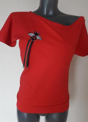 Эффектная стрейчевая красная секси-футболка на одно плечо pink daisy,one size(на s,m,l)2 фото