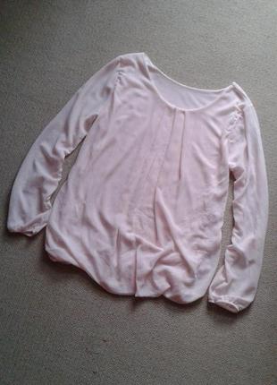 Красива ніжно - рожева блузка італія натуральна стан нової р 12